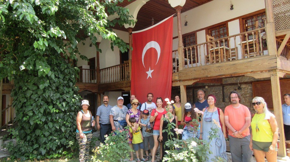 Muğla Büyükşehirin Sanata Ve Sanatçıya Desteği Sürüyor