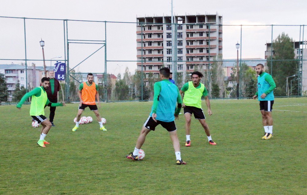 Ali Tandoğan, Şanlıurfaspor İle İlk Antrenmanına Çıktı