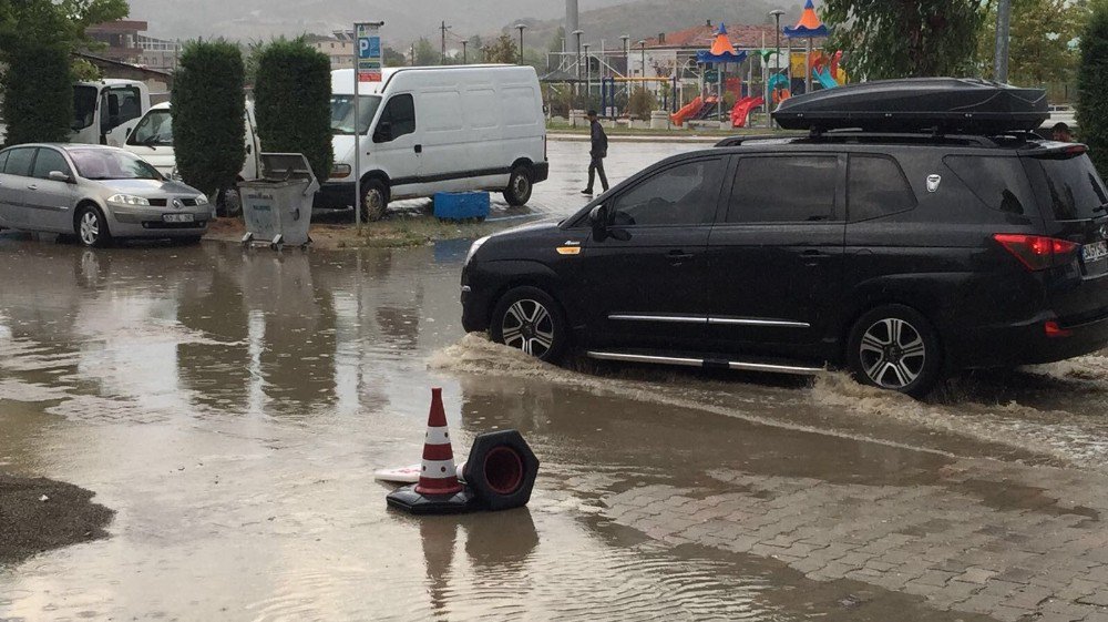 Bandırma’da Fırtına Ve Yağmur