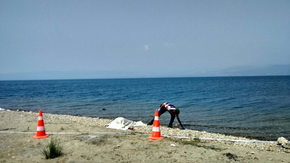 Gölde Facia 4 Kişi Boğularak Can Verdi