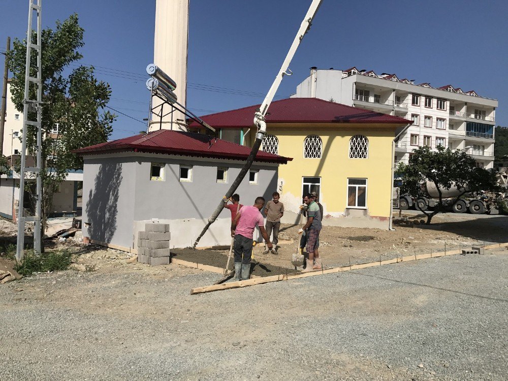 Giresun’da Abacıbükü Cami’nin Çevresi Değişiyor