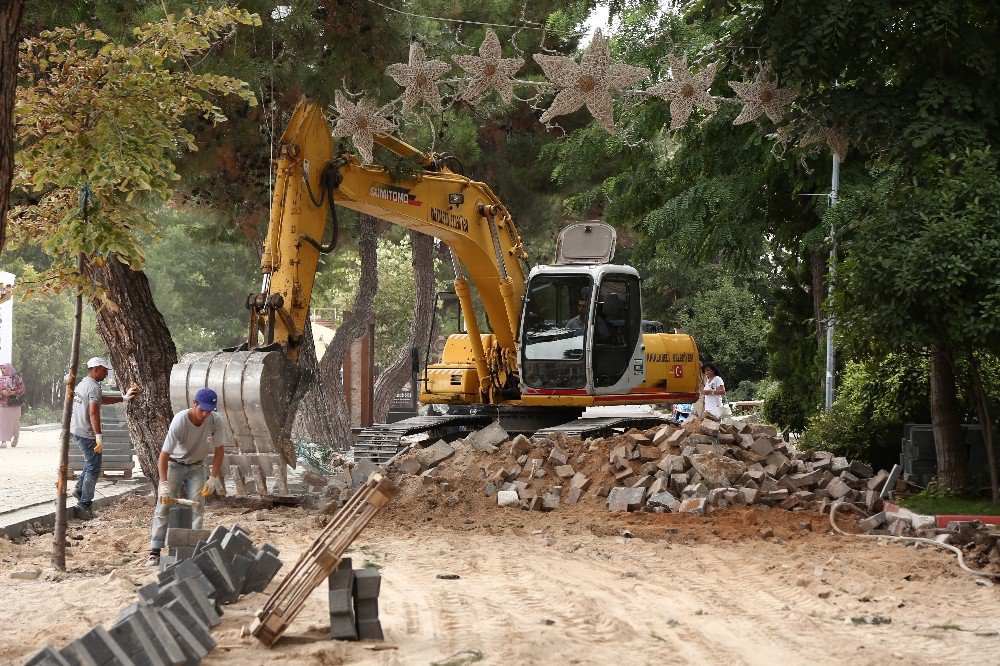 İstasyon Caddesi’nde İlk Etap Tamamlandı