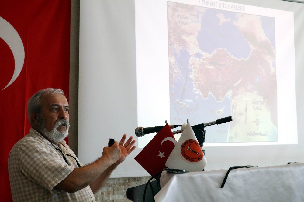 Antalya İçin Korkutan Tsunami Uyarısı