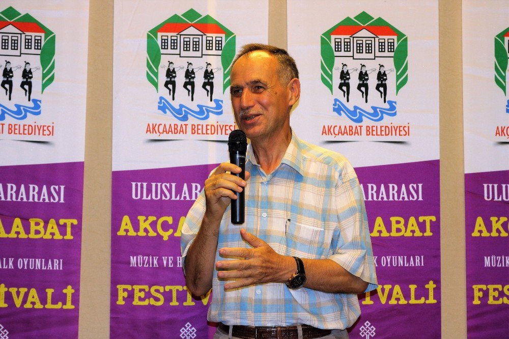 27. Uluslararası Akçaabat Müzik Ve Halkoyunları Festivali Sponsorlarına Plaket Verildi