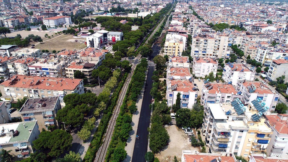 Salihli’de Yol Asfaltlama Çalışması