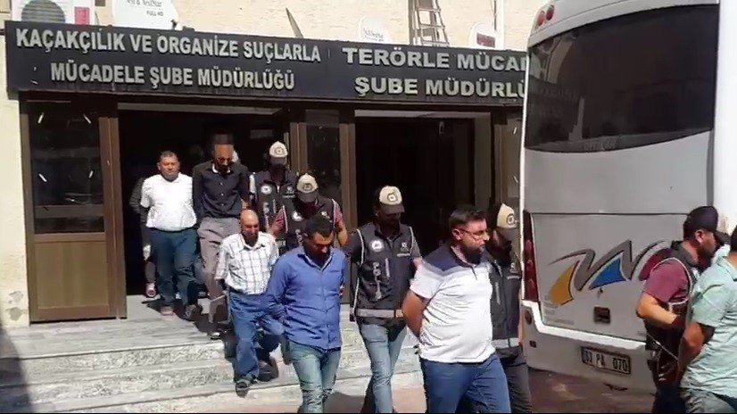 Şanlıurfa’da Bylock Kullanan 24 Kişi Gözaltına Alındı