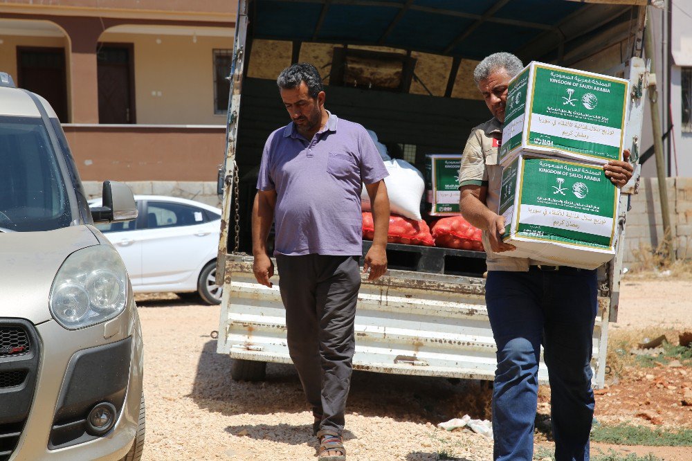 Savaş Mağduru Yaralı Sivillere Gıda Yardımı