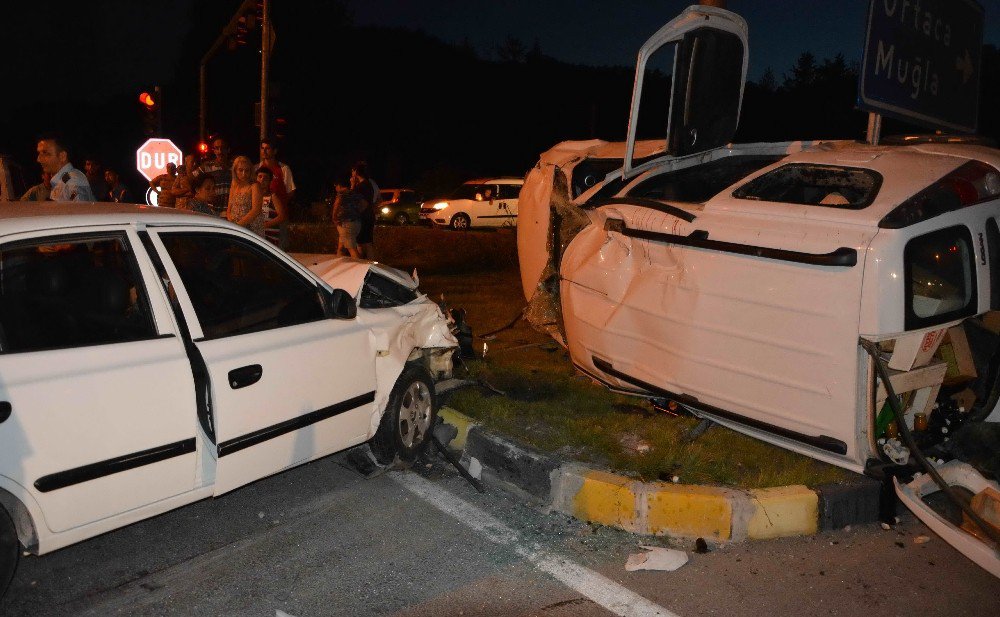 Dalaman’da Trafik Kazası; 6 Yaralı