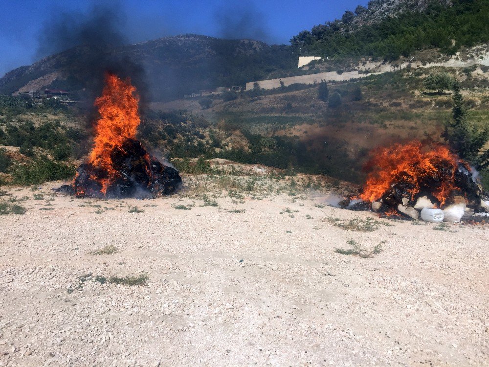 Uyuşturucular Yakılarak İmha Edildi