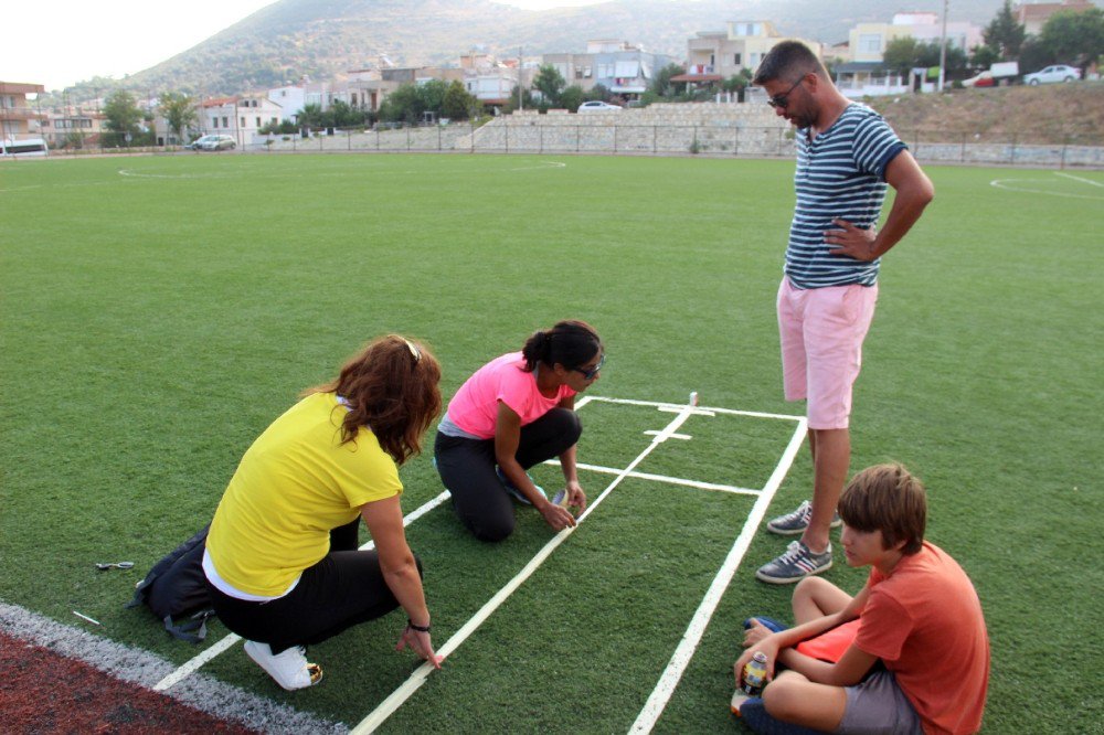 Foça’da Kurulan Futbol Lisesinde Elemeler Başladı