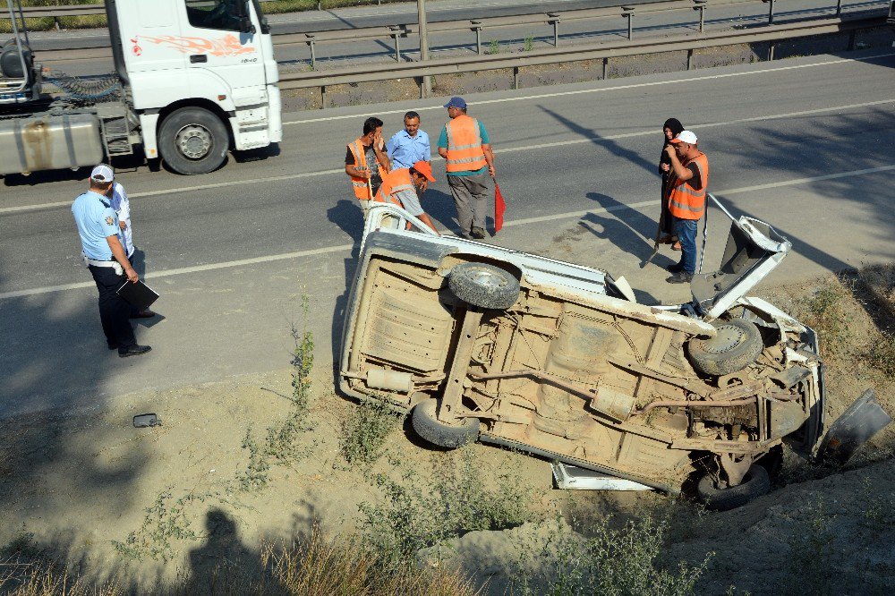 Hastane Yolunda Kaza Yapan Yaşlı Çifti Ölüm Ayırdı