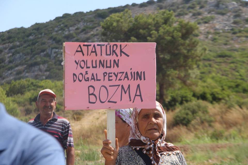 Kuşadası’nda Köylülerden Taş Ocağı Eylemi