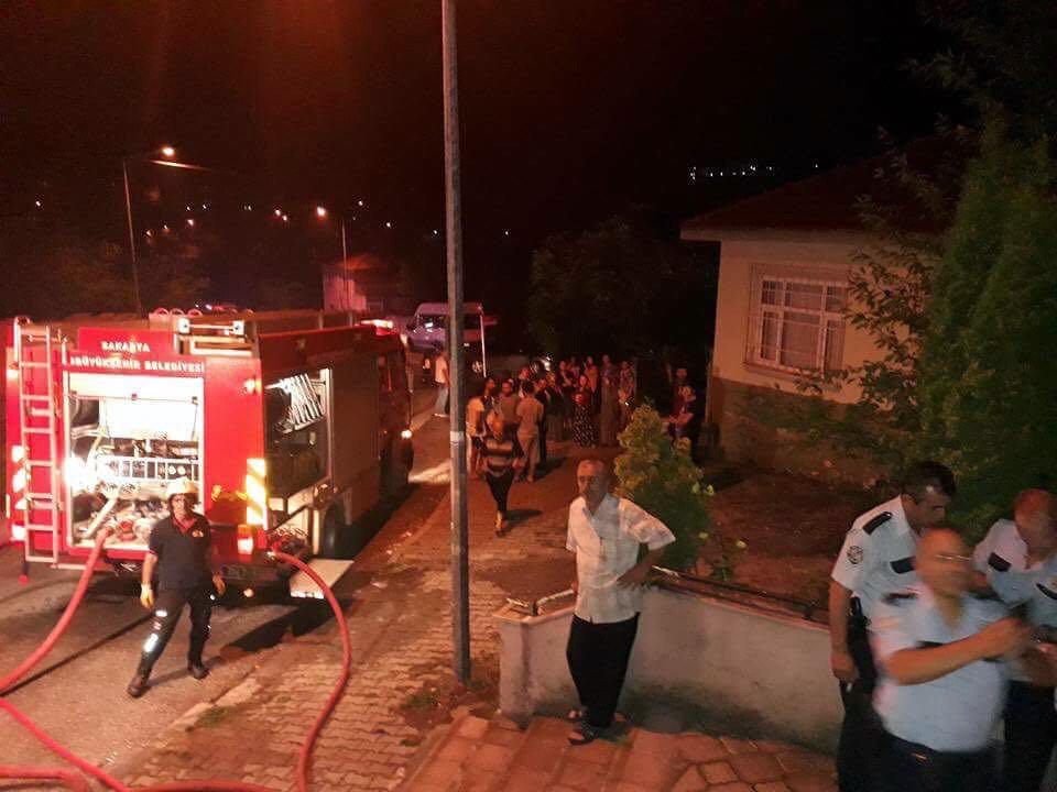 Sakarya’da Yanan Cami Tamamen Kül Oldu