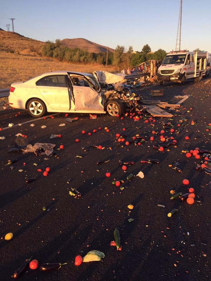 Elazığ’da Trafik Kazası: 2 Yaralı