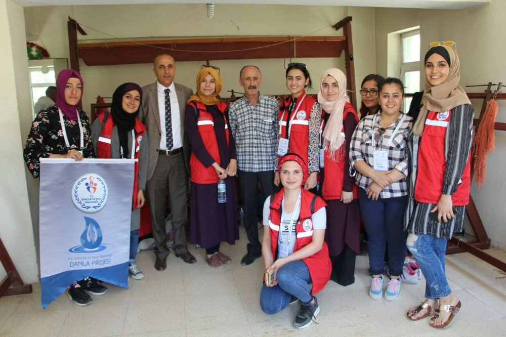 Hakkari’ye Gelen Gençlerin Ziyaretleri Sürüyor