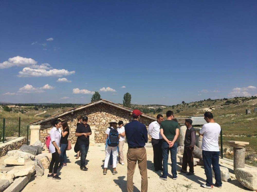 Kaymakam Emi Kaymak: Kureyşliler Kazı Alanı Bölge İçin Önemlidir