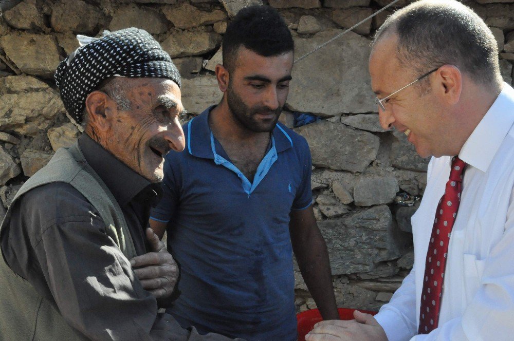 Siirt Valisi Atik’ten Beğendik Beldesine Ziyaret