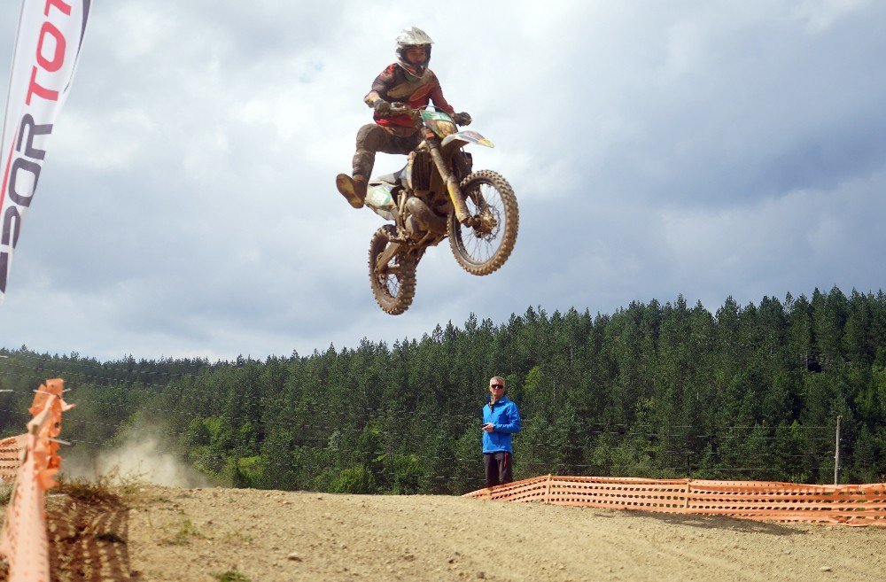 Türkiye Süper Enduro Şampiyonası’nın 3. Ayak Yarışları, Kastamonu’da Yapıldı