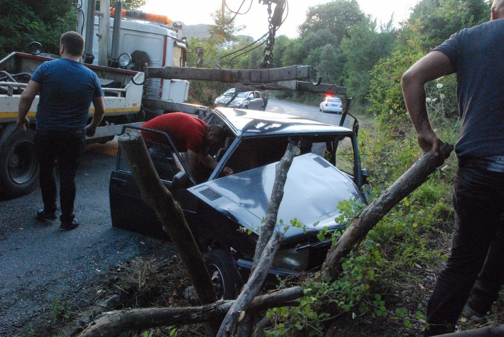 Zonguldak’ta Otomobil Su Kanalına Düştü: 1 Yaralı