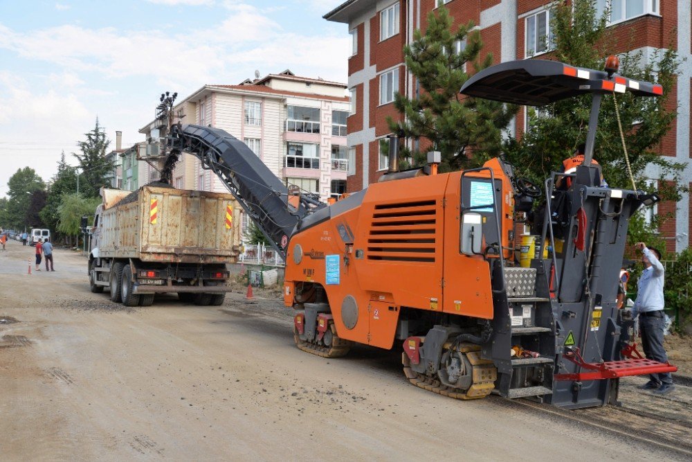 Başkan Bakıcı Yol Çalışmalarını Yerinde İnceledi