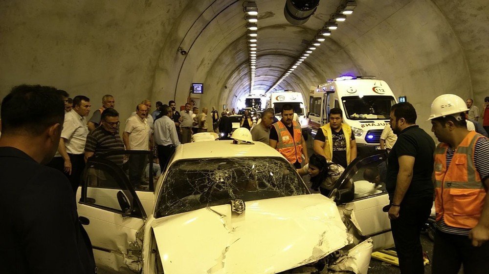 Kahramanmaraş’ta Tünelde Kaza: 1 Ölü, 5 Yaralı