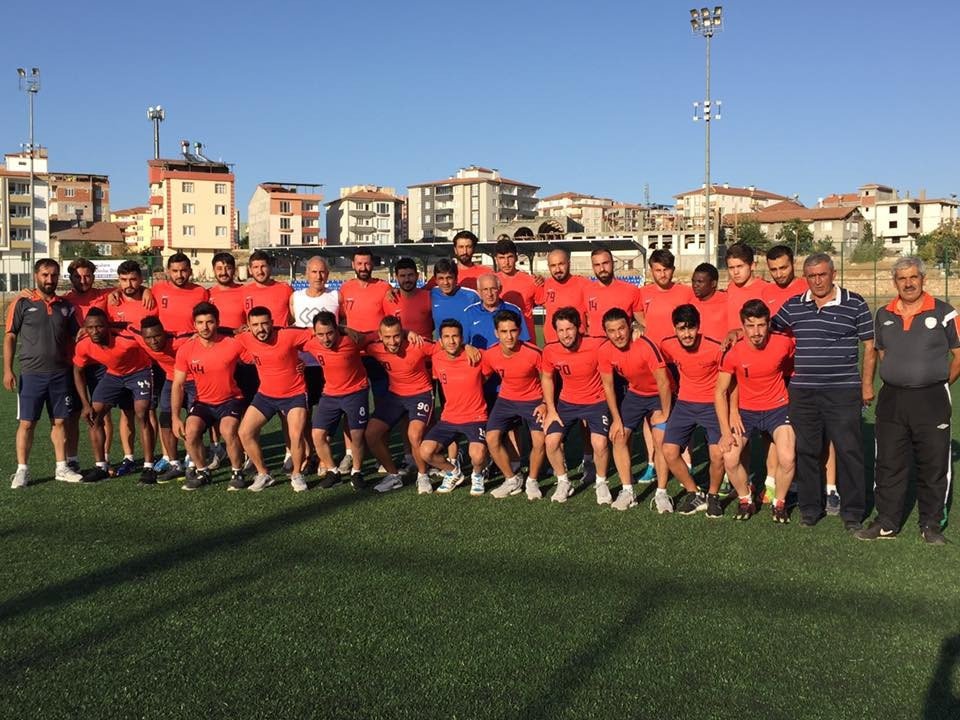 Malatya Yeşilyurt Belediyespor Top Başı Yaptı