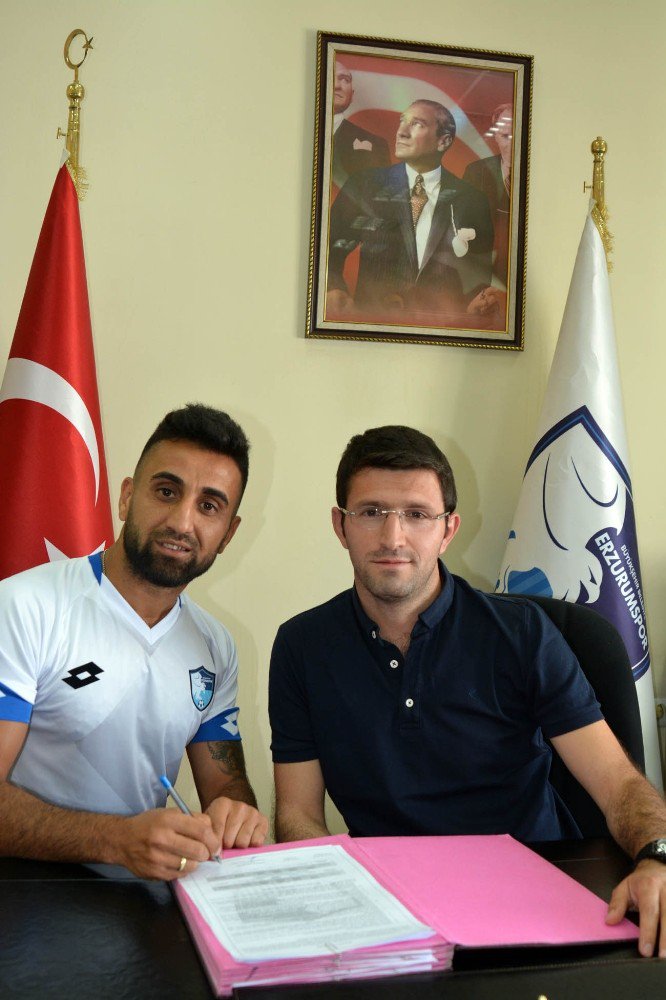 Gökhan Karadeniz, Bb. Erzurumspor İle İki Yıllık Sözleşme İmzaladı