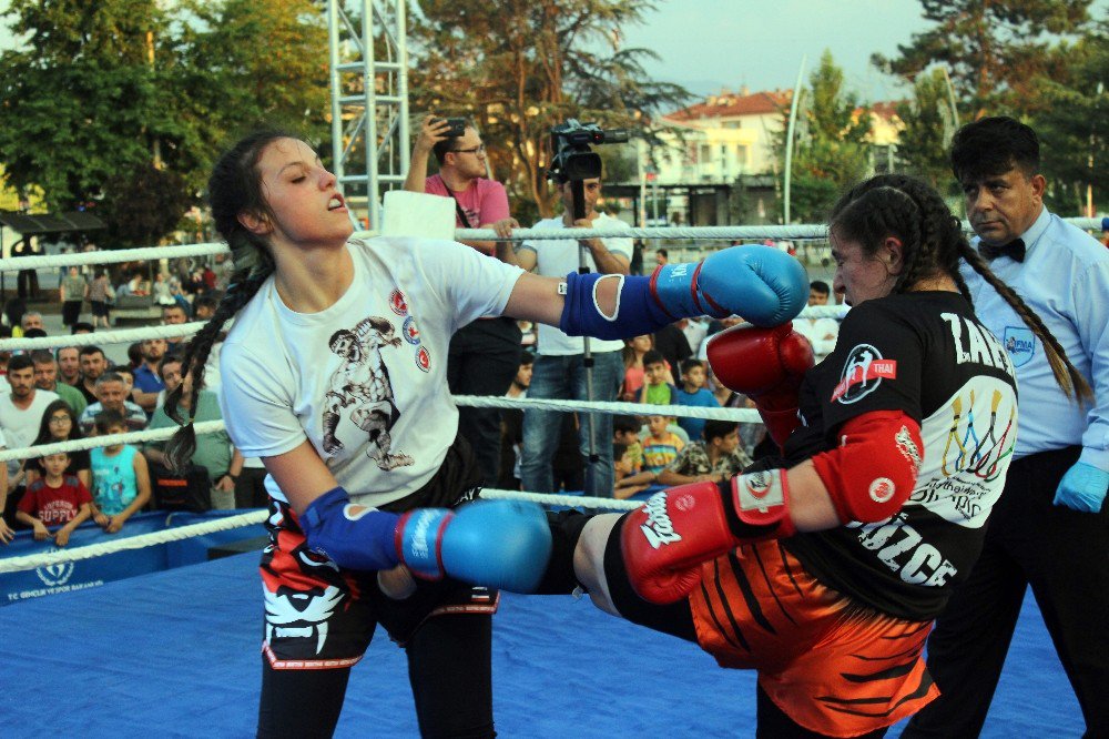 15 Temmuz Şehidi Adına Muay Thai Turnuvası Düzenlendi