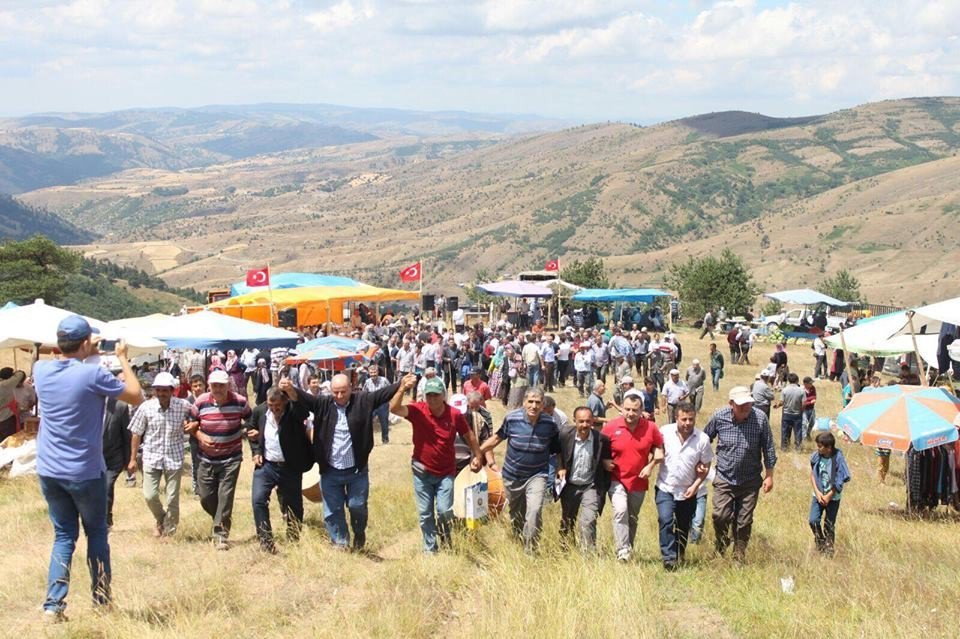 1. Dütmen Yaylası Piknik Ve Keşkek Şenliği