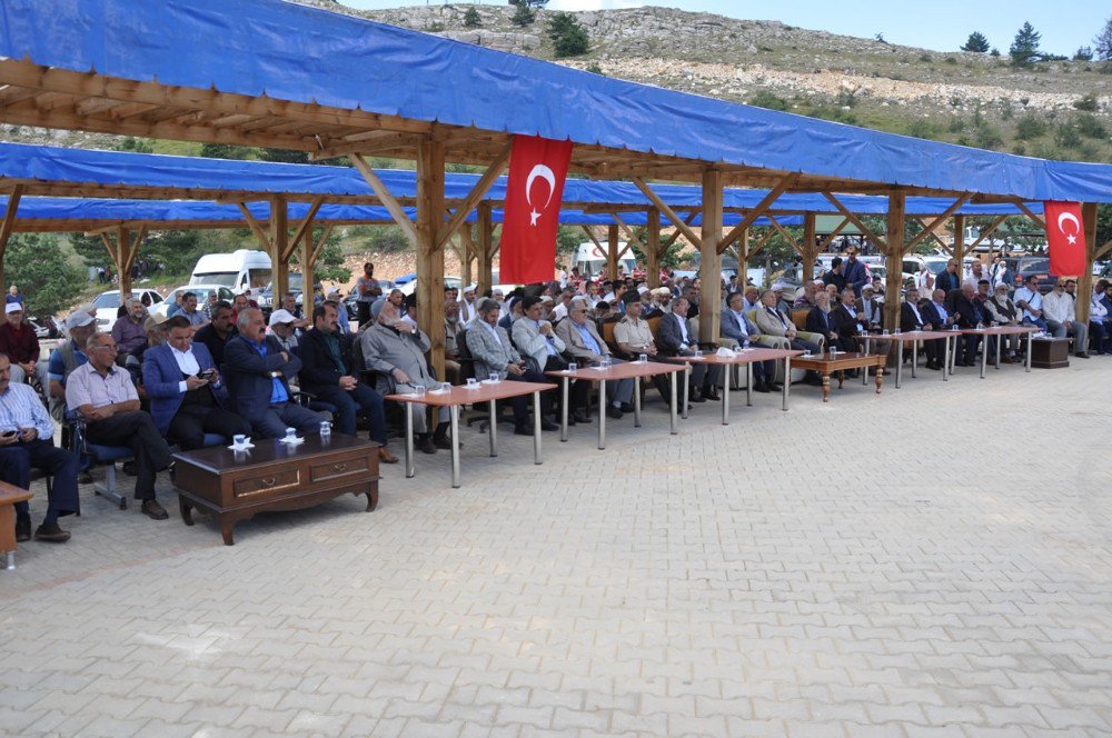 Bahaddin Gazi Anma Ve Dede Yaylası Şenlikleri Yapıldı