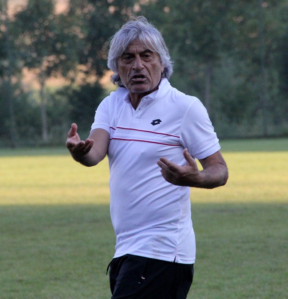 Adanaspor Teknik Direktörü Kılıç: “Süper Lig’e Tekrar Çıkacağız”