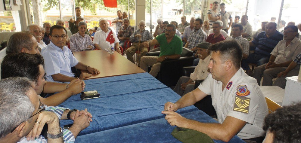 Kaymakam Uçgun, Vatandaşların Sorunlarını Dinledi