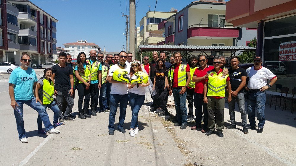 Böyle Olur Motosikletçilerin Düğünü