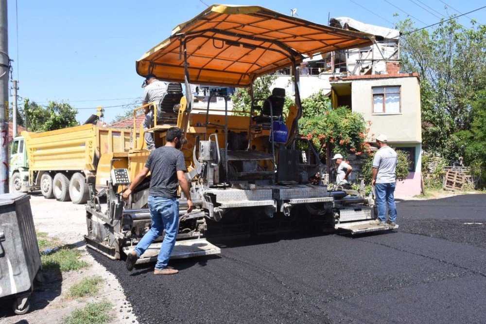 Düzce Akpınar Mahallesi Asfaltlanıyor