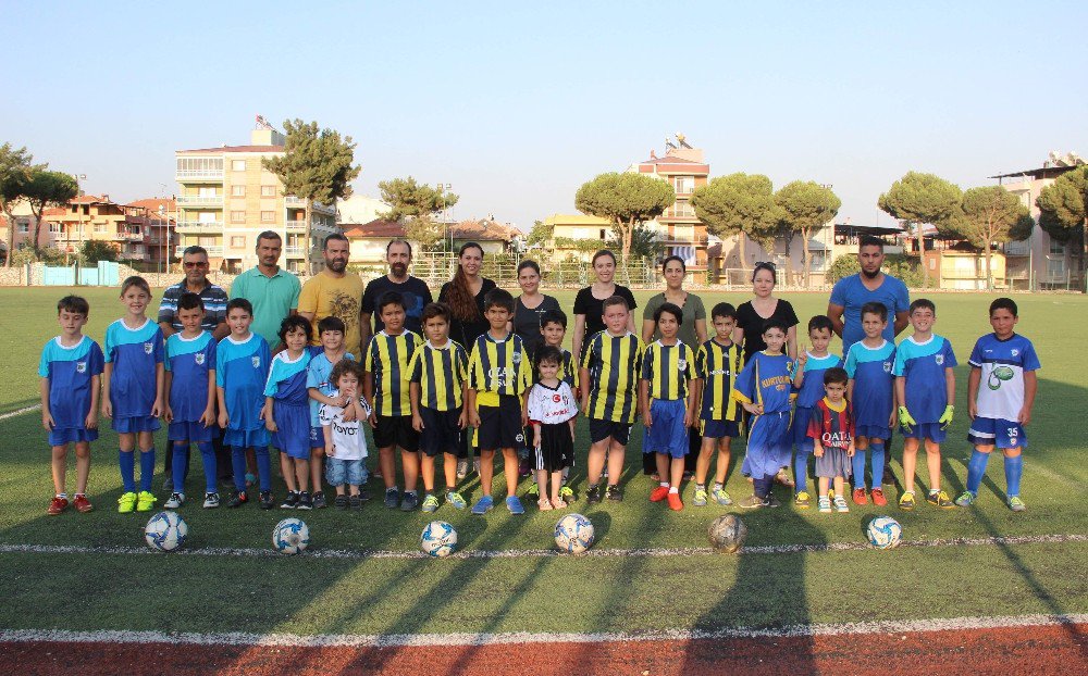 Germencik’te Geleceğin Futbolcuları Yetişiyor