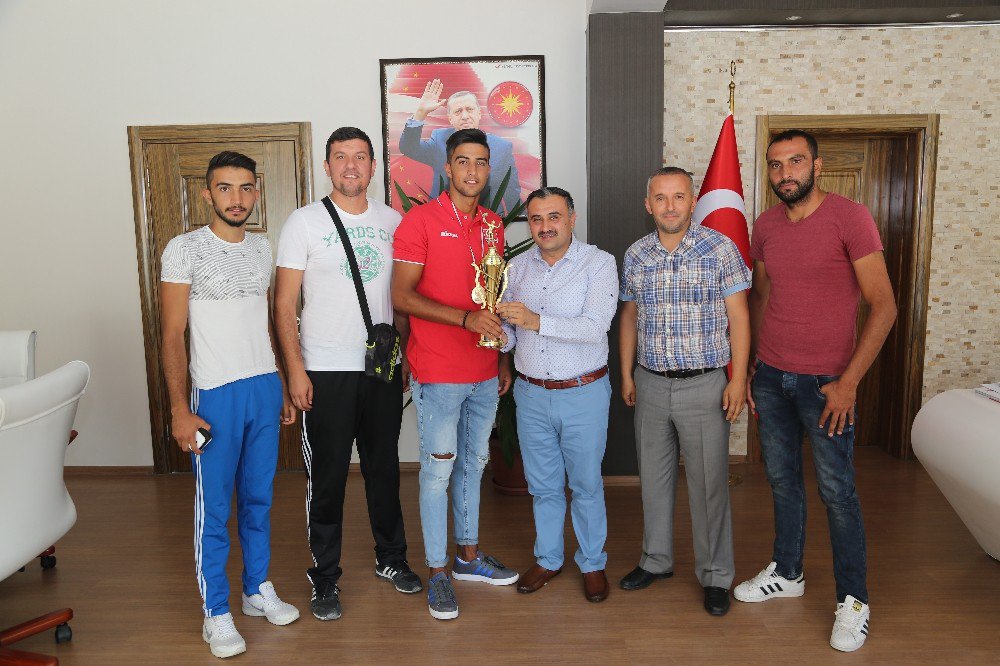 Develi Belediyespor Voleybol Kulübünden Bir Başarı Daha