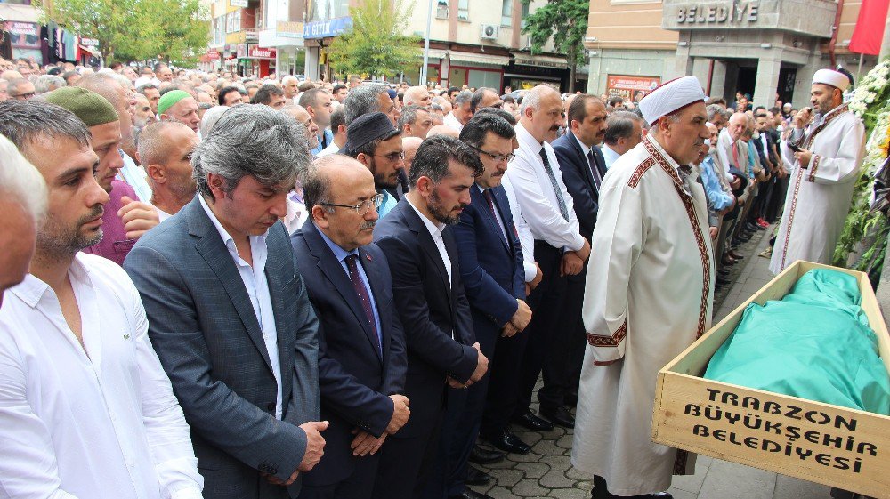 Dünya Şampiyonu Güreşçi Selçuk Çebi’nin Acı Günü