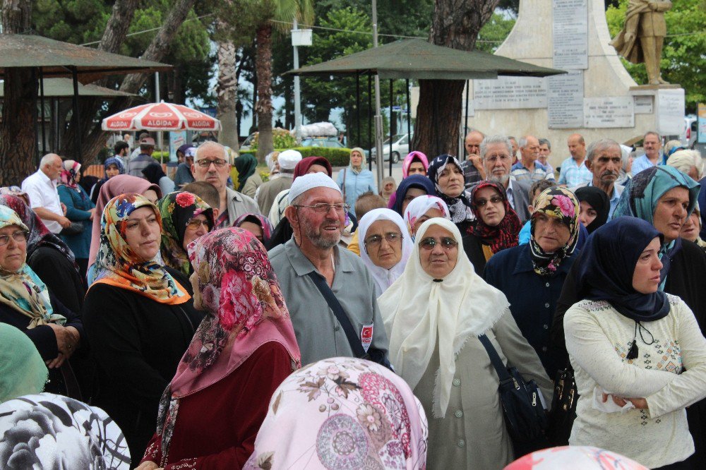 Ünye’den İlk Hac Kafilesi Yola Çıktı