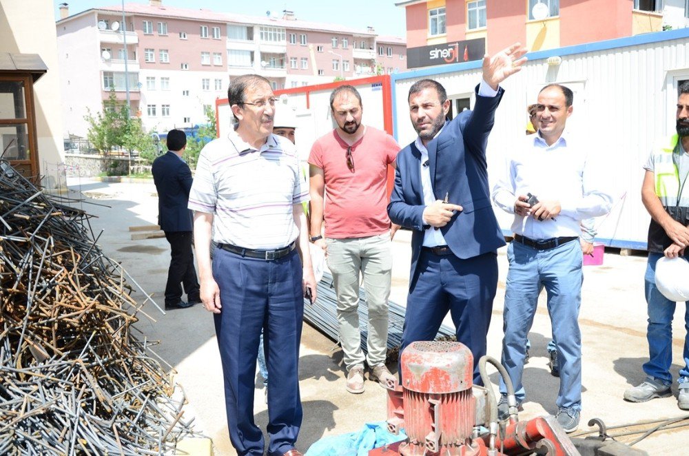 Başkan Bulutlar, İkinci Kültür Merkezi İnşaatını Yerde İnceledi