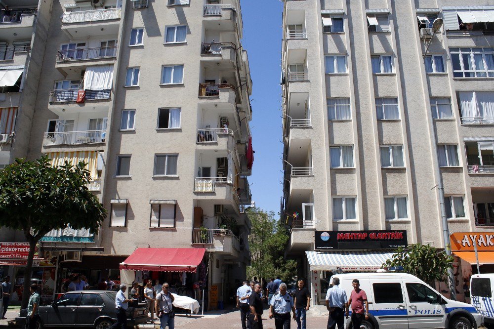 Polis Memuru Evinde Beylik Tabancasıyla İntihara Teşebbüs Etti