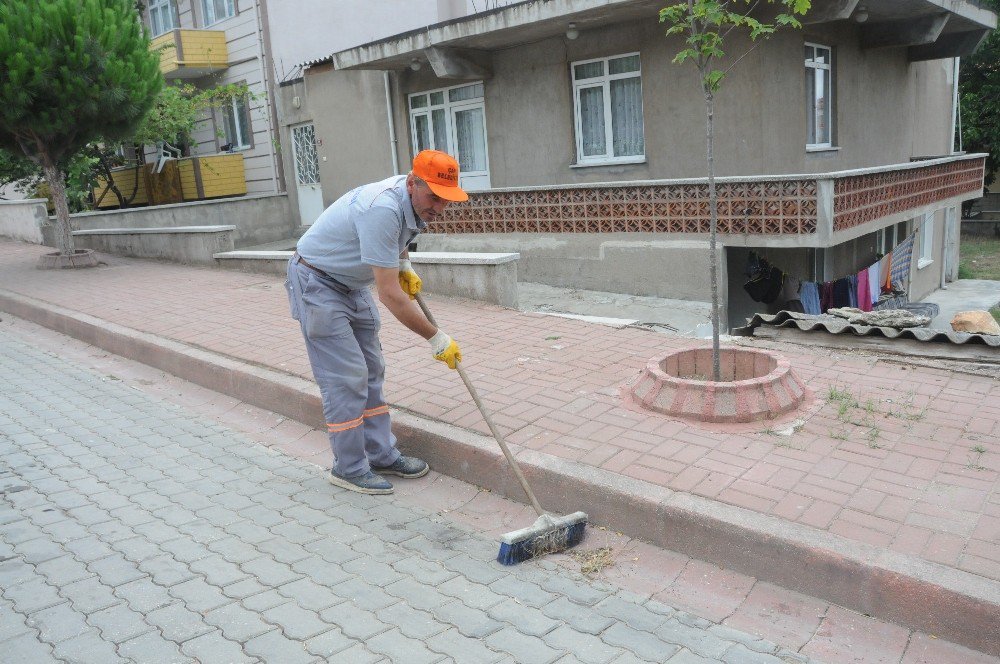 Başkan Kuzu, Özveriyle Çalışan Belediye Personelini Ödüllendirdi