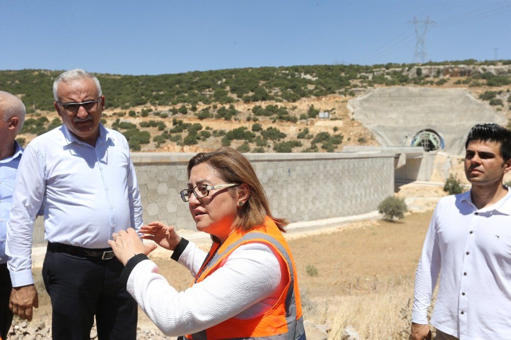 Gaziantep’te 12 Kilometrelik Hatta Bulunan 41 Yıllık Su Boruları Yenilendi