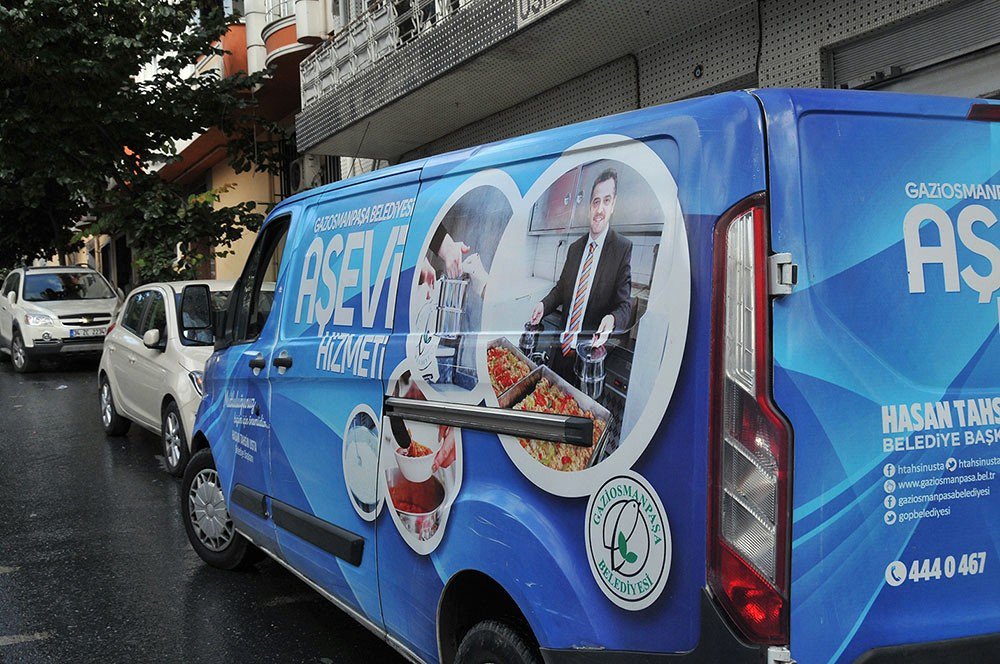 Gaziosmanpaşa Belediyesi’nden İhtiyaç Sahiplerine Erzak Yardımı