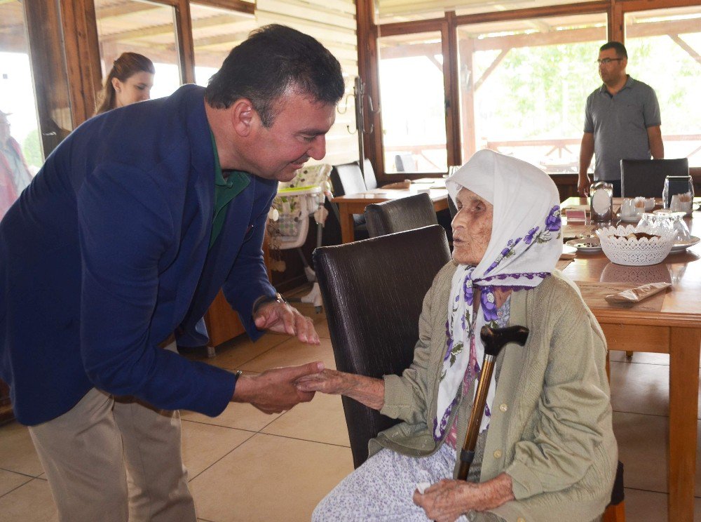 Germencik’te Yadem İle Sağlık Uzmanları Hizmeti Ayağa Götürüyor