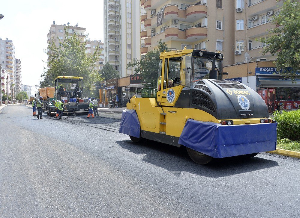 Mersin’de Asfaltlama Çalışmaları Sürüyor