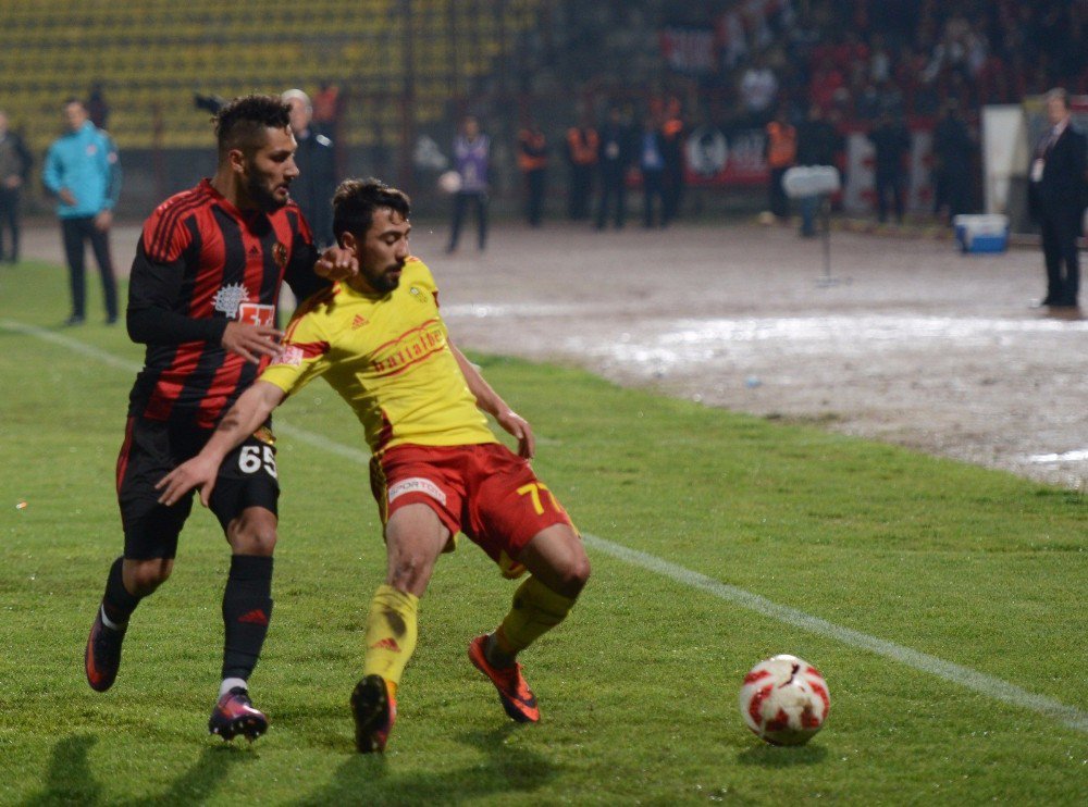 Evkur Yeni Malatyaspor, Ferhat Kiraz İle Yollarını Ayırdı