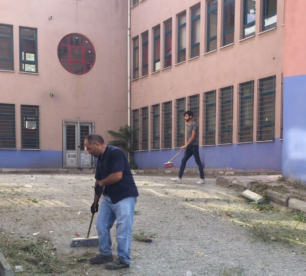 Dilovası’nda Okulların Çevre Düzenlenmesi Yapıldı