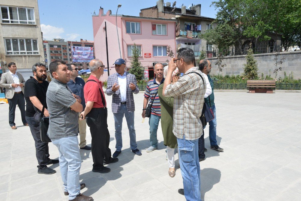 Muratpaşa Kent Meydanı, Medya Temsilcilerinden Tam Not Aldı