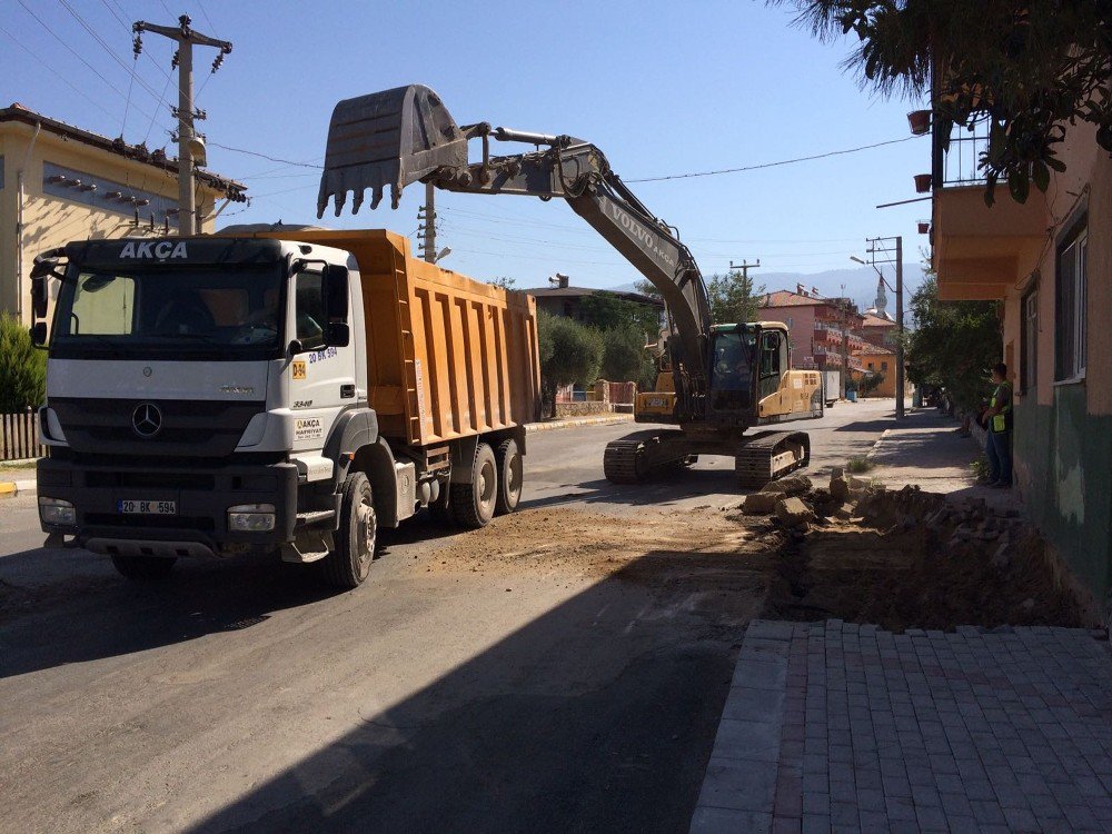 Pamukkale Belediyesi’nden Akköy’e Yatırım