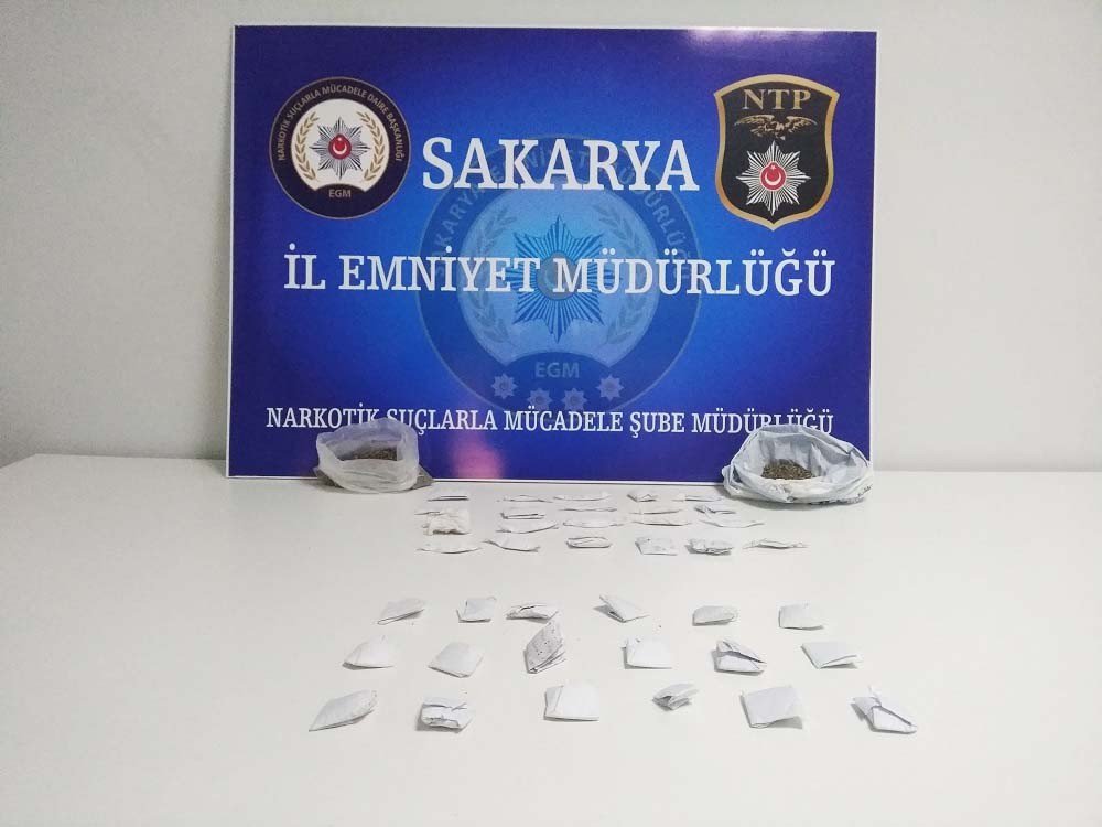 Sakarya Polisi Zehir Tacirlerine Göz Açtırmıyor